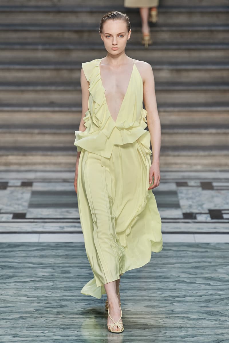 victoria beckham ss20 london fashion week lfw runway