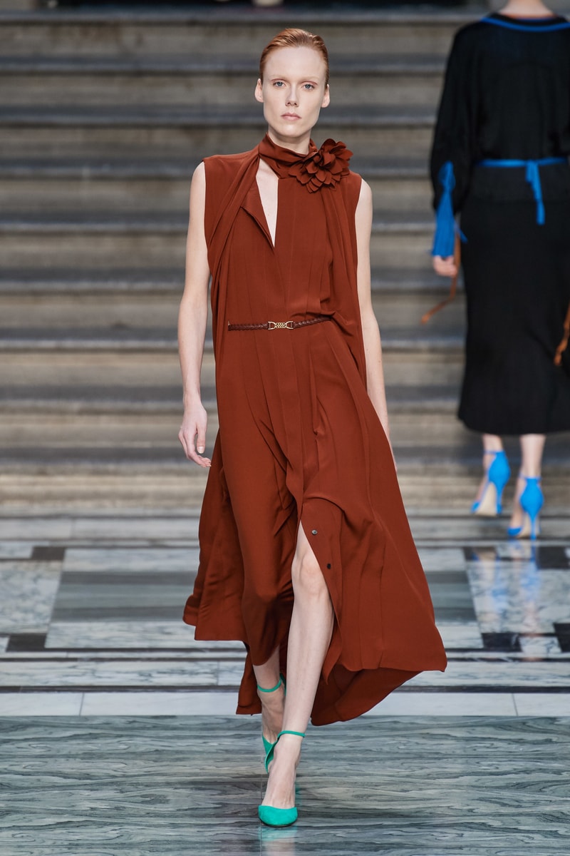 victoria beckham ss20 london fashion week lfw runway