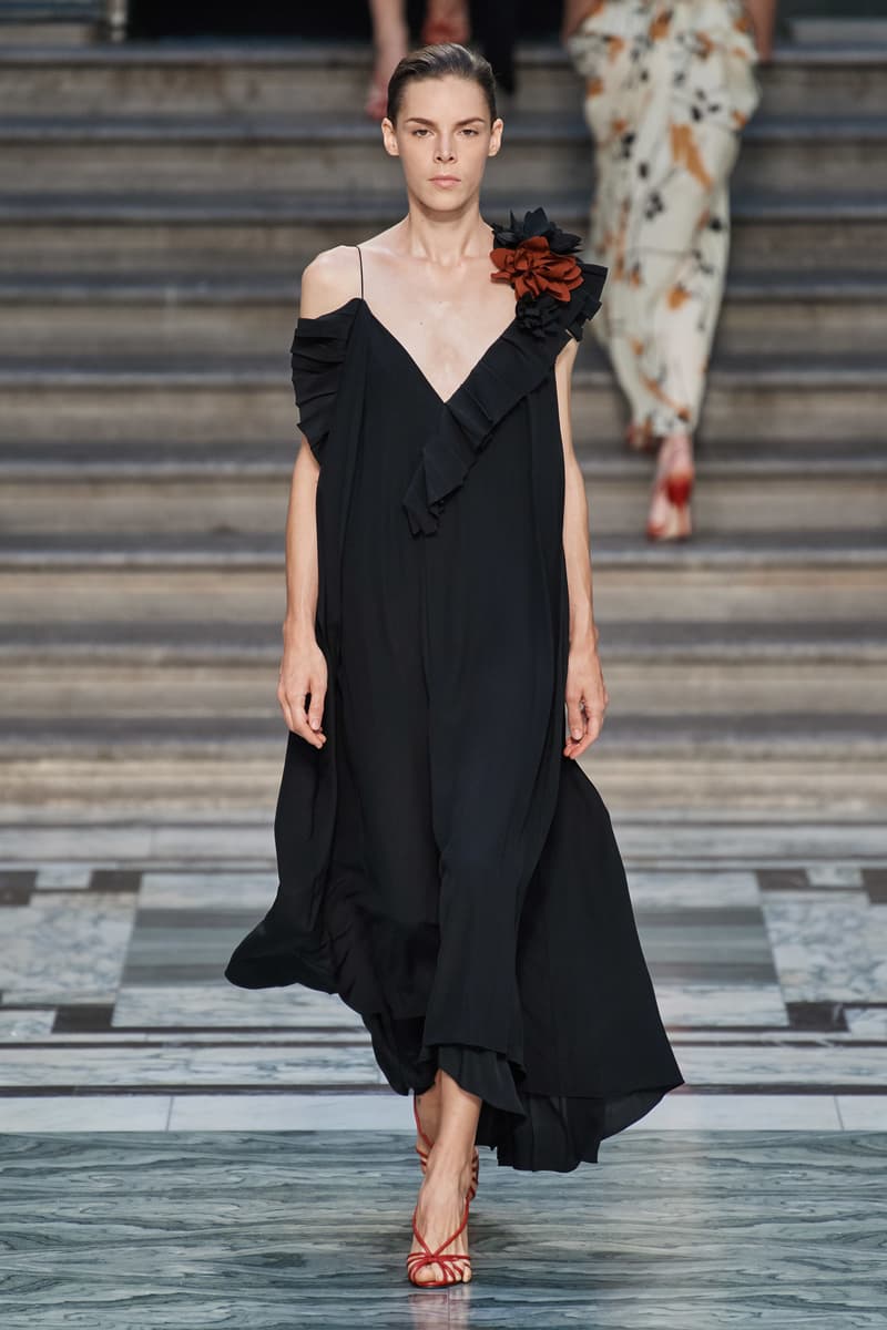 victoria beckham ss20 london fashion week lfw runway