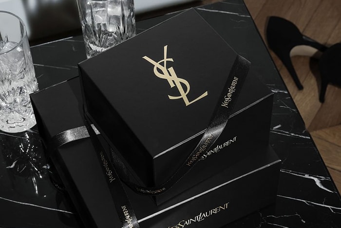 美妝控不能錯過:以夢幻星空為背景的 YSL Beauty 聖誕倒數月曆也來了!