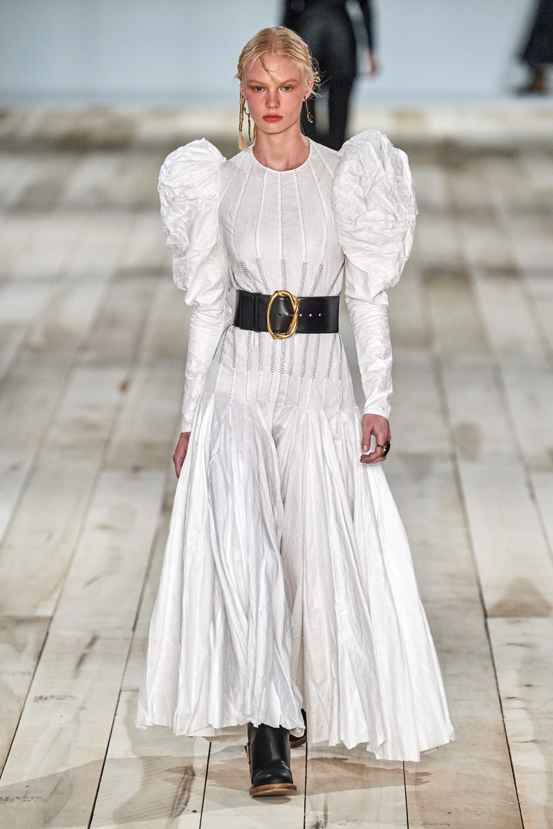 Alexander mcqueen spring 2020 ready to wear