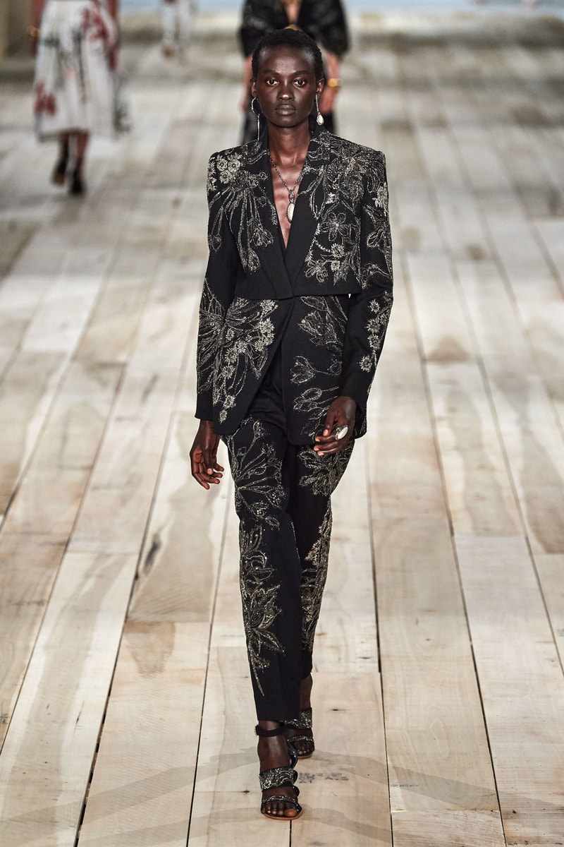 Alexander mcqueen spring 2020 ready to wear
