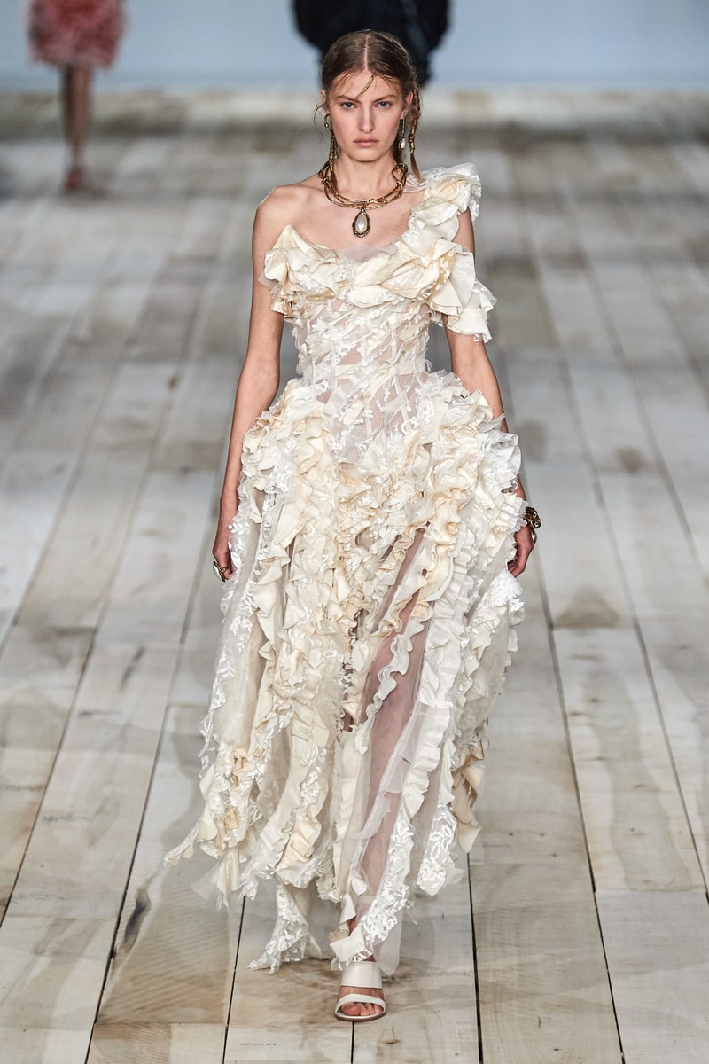 Alexander mcqueen spring 2020 ready to wear