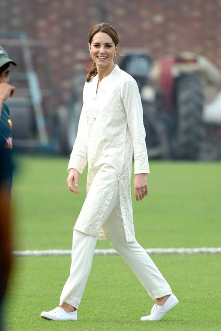 Kate Middleton Trotters White Hampton Canvas Plum Shoes