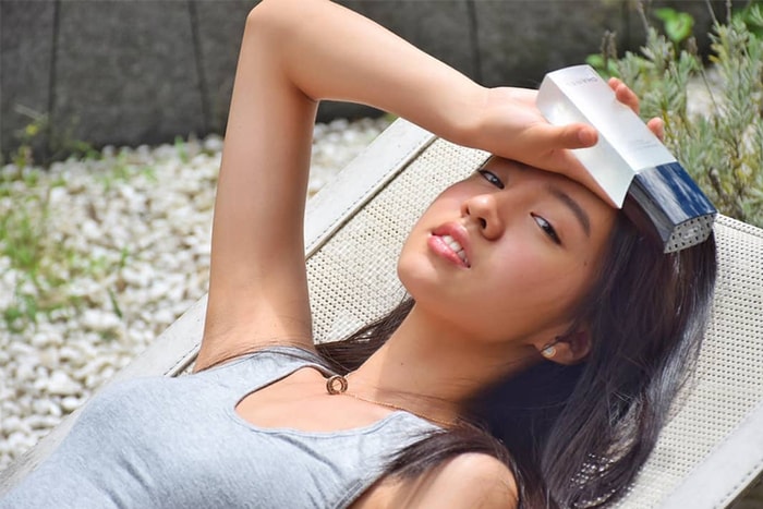 木村光希 Kōki 再次擔任雜誌封面人物,摩登復古造型與妝容引起網民不同意見!