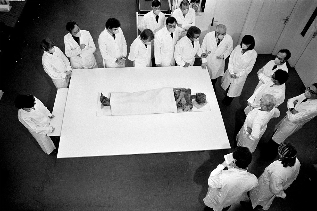 Mummy of Pharaoh Ramesses II Issued a Passport to Travel to France