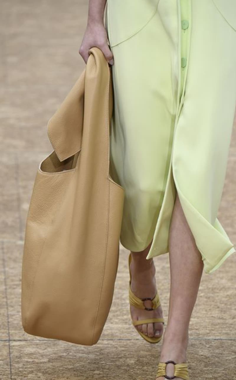 2020 Spring Fashion Week Runway 100 Best Handbags
