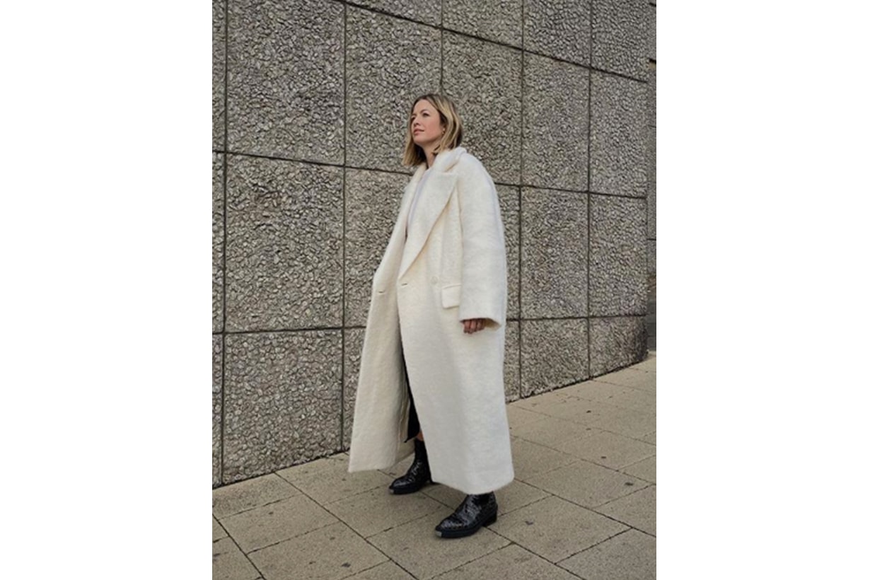 Oversized Grey Wool Coat Street Style