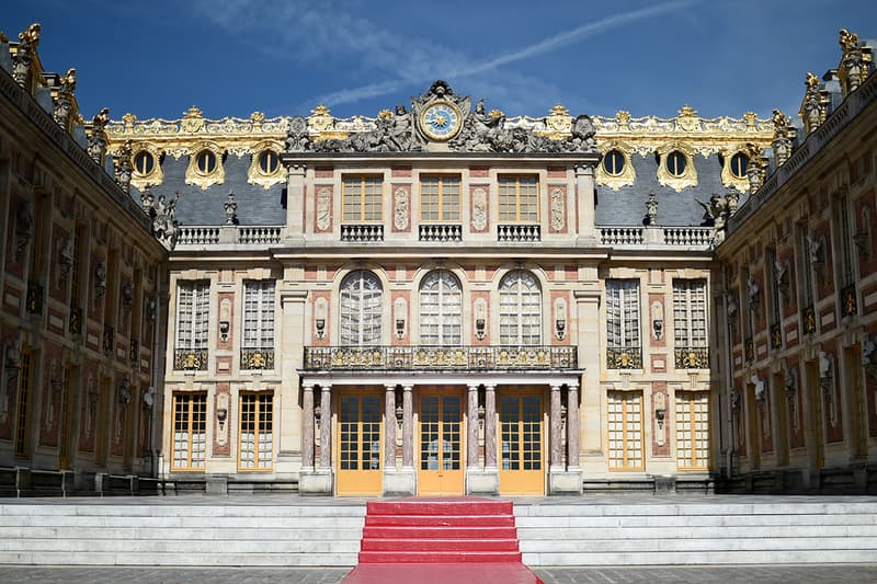 Chateau de Versailles Le Grand Controle Hotel 2020
