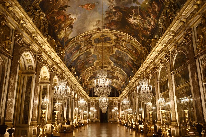 Chateau de Versailles Le Grand Controle Hotel 2020