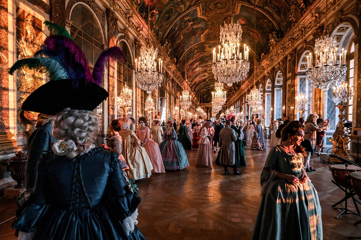 Chateau de Versailles Le Grand Controle Hotel 2020