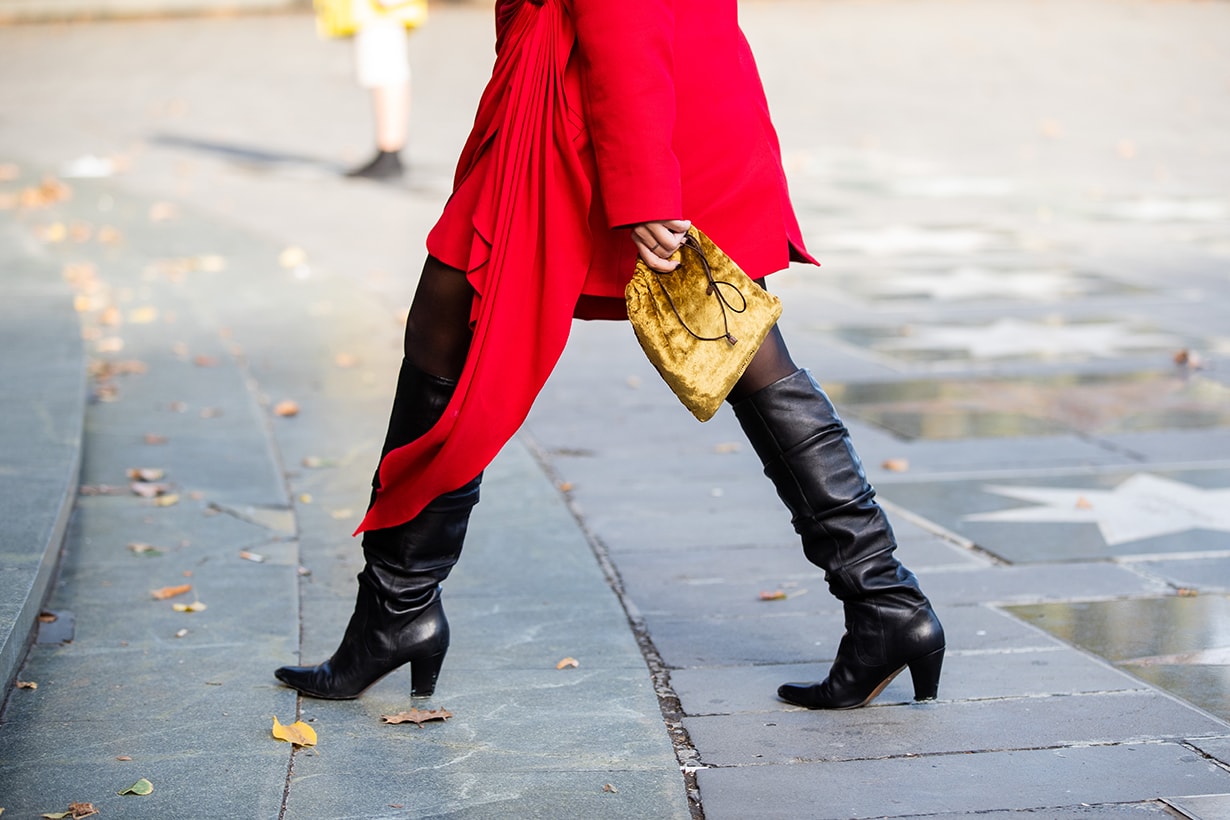 2019 Fall Winter Handbag Trends Fanny Packs Belt Bags Drawstring Pouch Bags Crossbody Bag Small Shoulder Bags