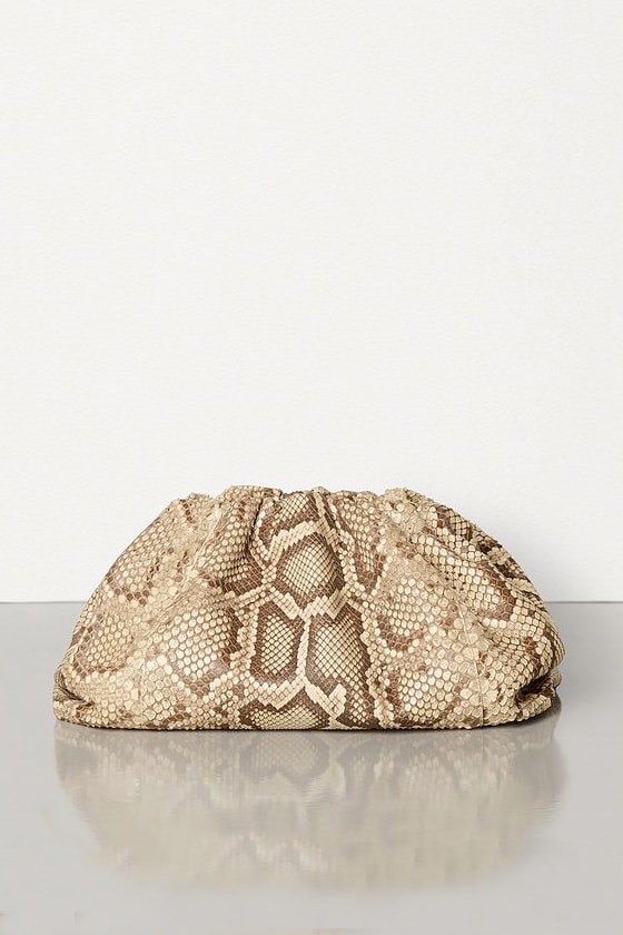 bottega veneta pounch clutch new color