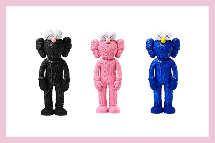 半夜無預警釋出消息,KAWS 宣佈經典三色 BFF 公仔將要重新補貨!