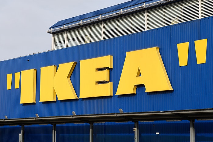 為了慶祝與 Virgil Abloh 最新聯乘系列,IKEA 首次更改品牌 Logo 設計!
