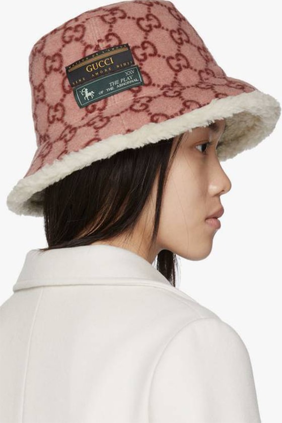 gucci pink monogram bucket hat fleece logo