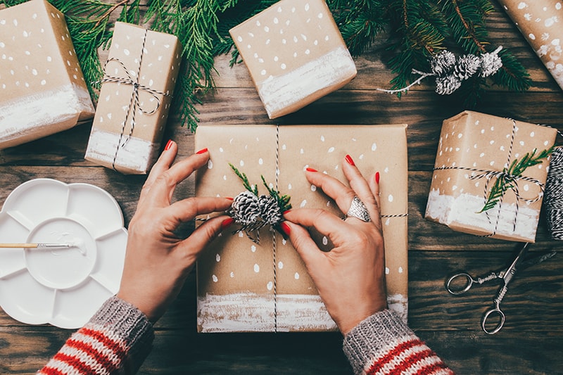 xmas present wrapping