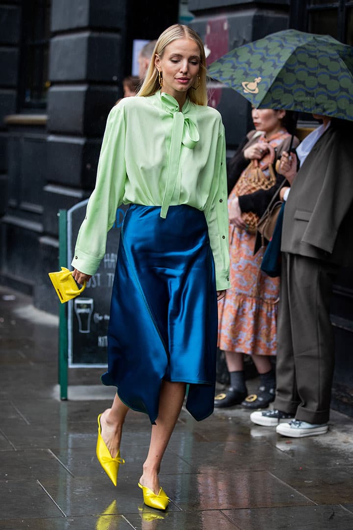 Green Tie-Neck Blouse Street Style