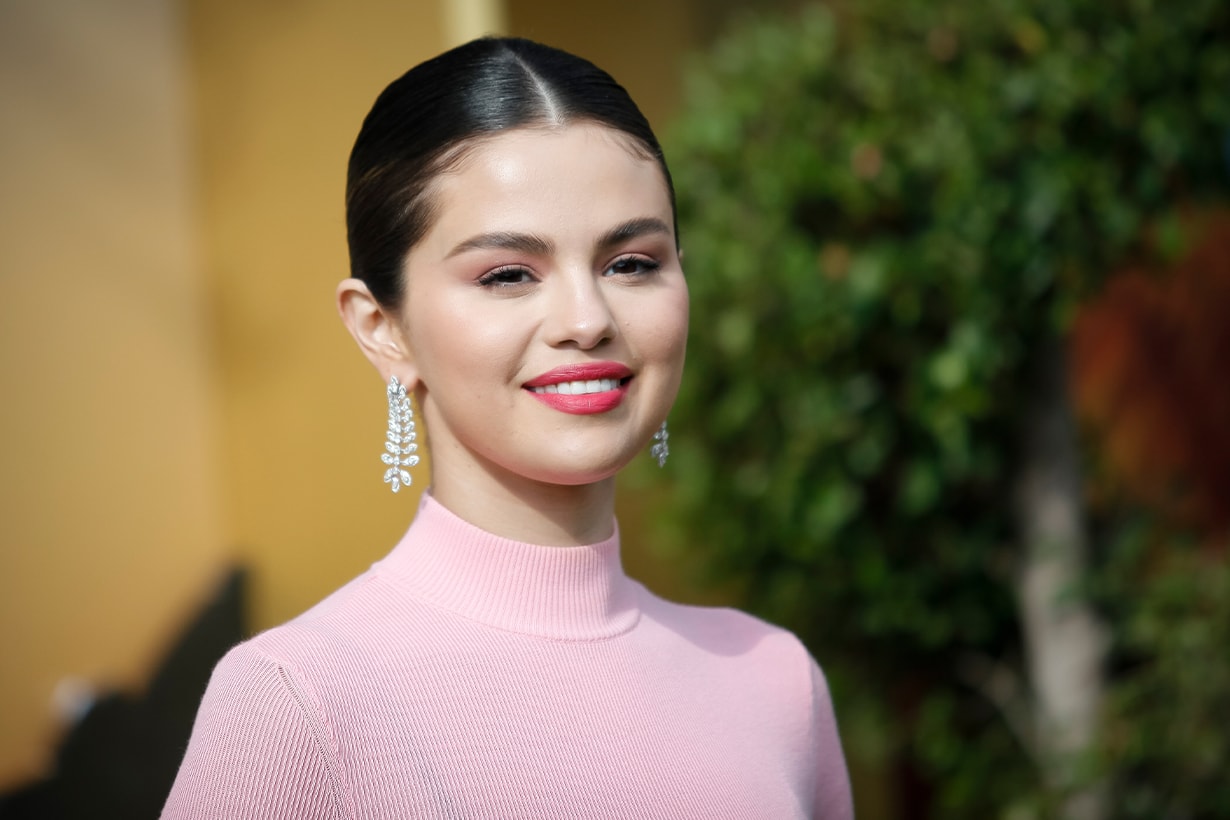 Selena Gomez Ariana Grande Emma Watson Single Lady No Boyfriends Single female Hollywood Celebrities Love Lesson