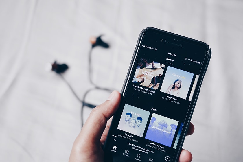 spotify confirms testing real time lyrics synced to music