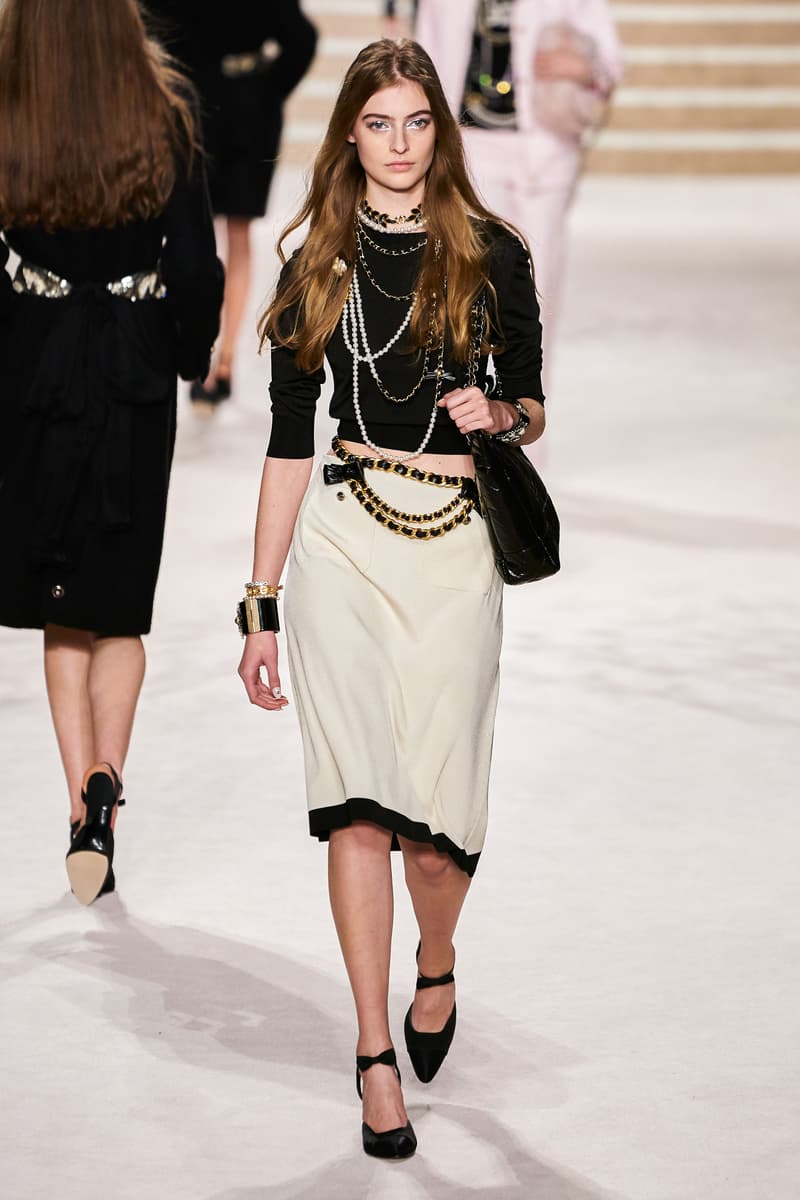 chanel Métiers d'art 2020 pre-fall show cambon 31