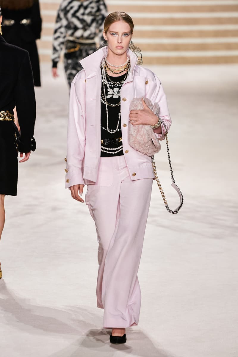 chanel Métiers d'art 2020 pre-fall show cambon 31