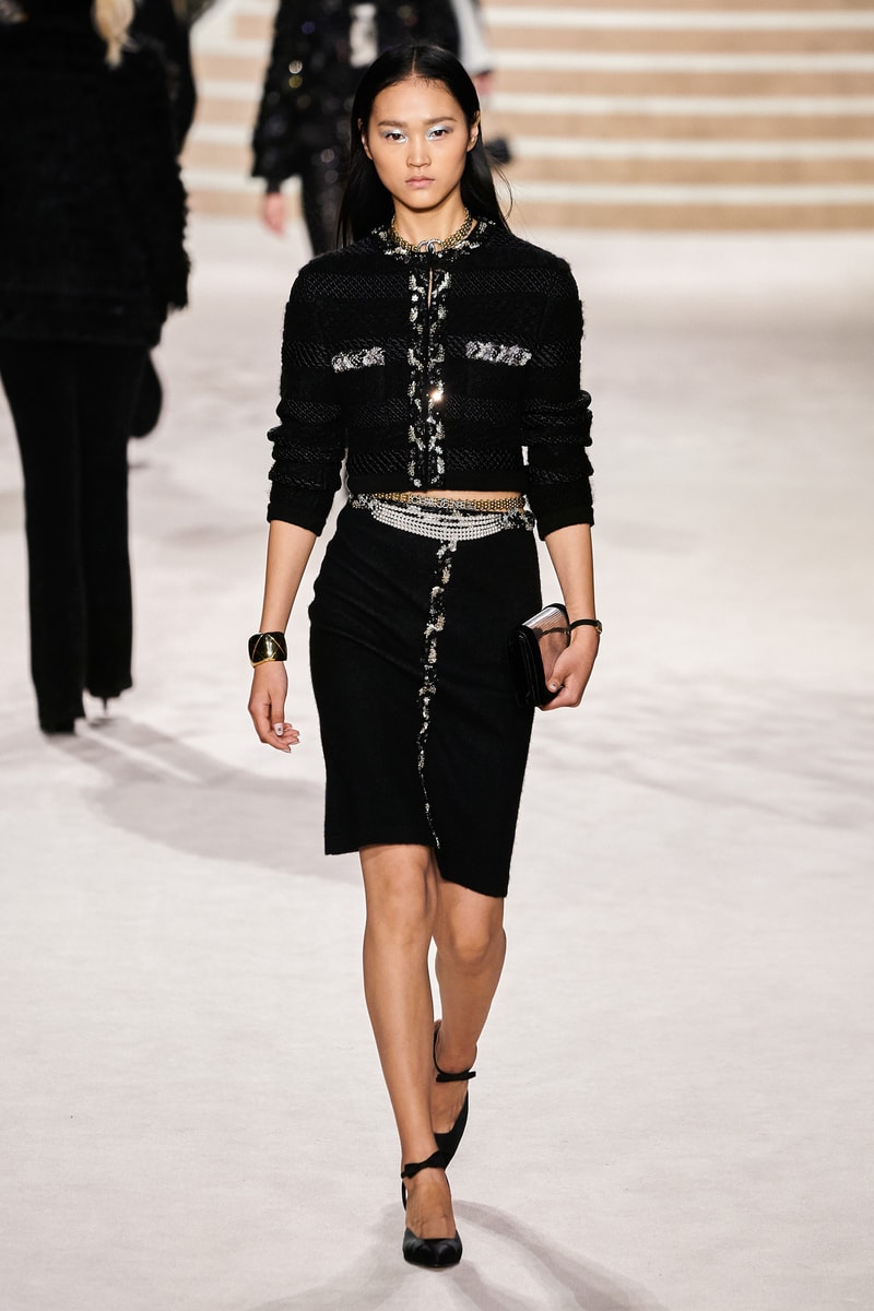 chanel Métiers d'art 2020 pre-fall show cambon 31