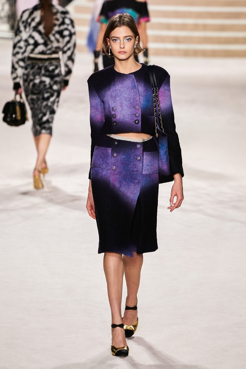 chanel Métiers d'art 2020 pre-fall show cambon 31