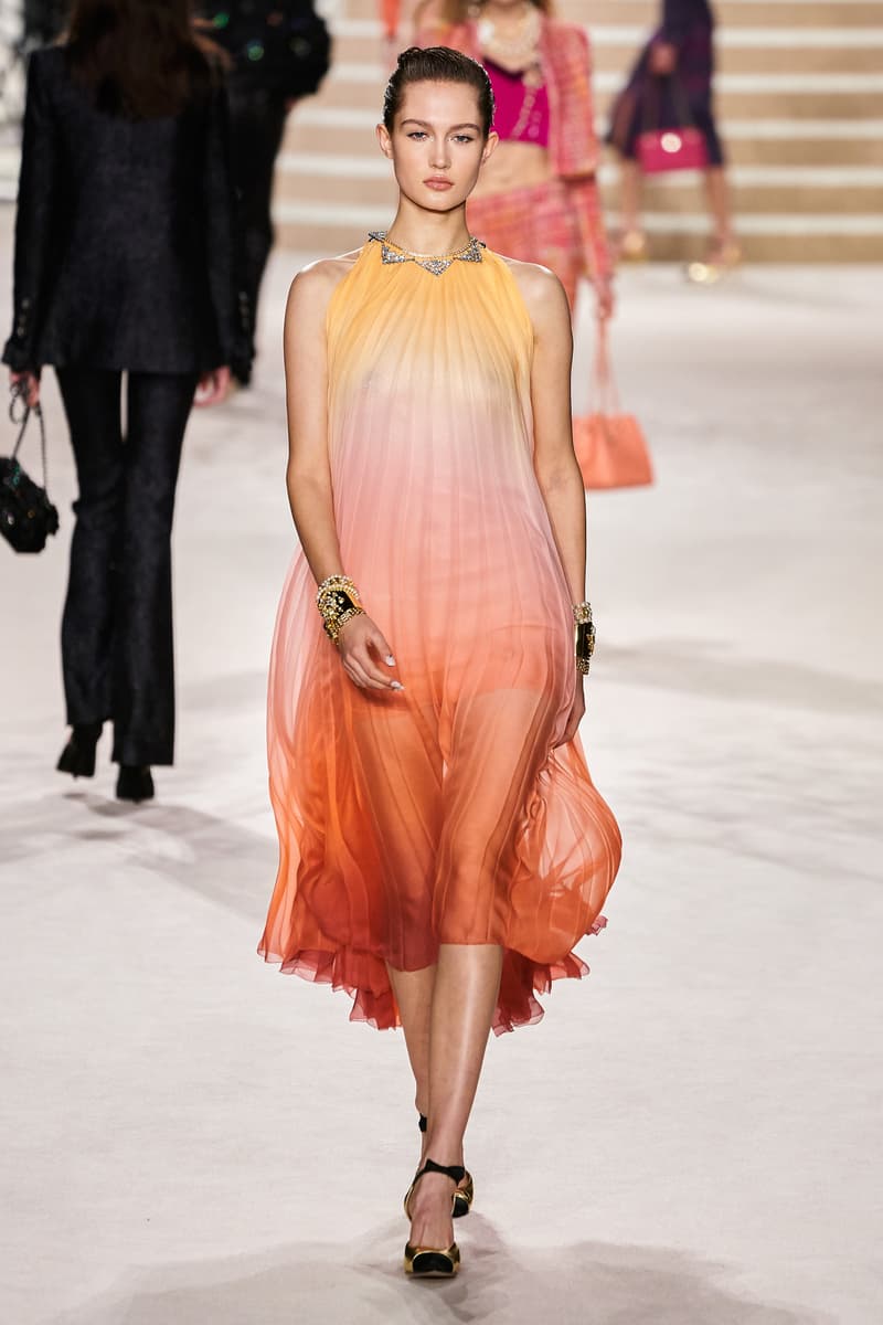 chanel Métiers d'art 2020 pre-fall show cambon 31