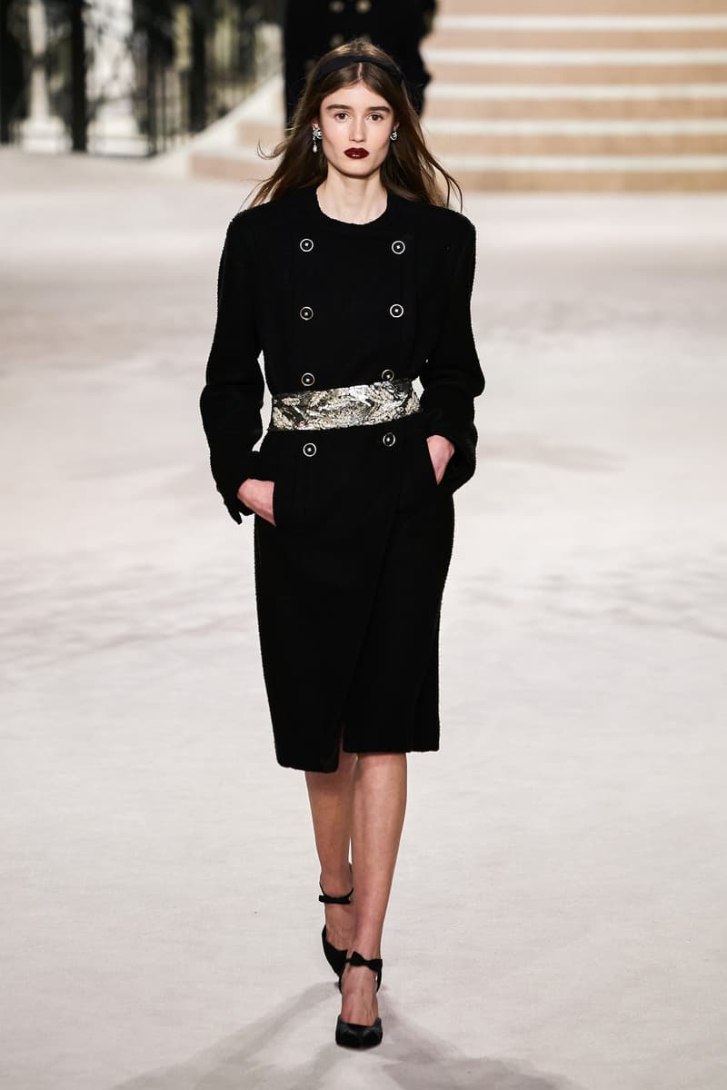 chanel Métiers d'art 2020 pre-fall show cambon 31