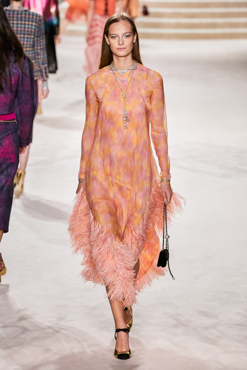 chanel Métiers d'art 2020 pre-fall show cambon 31