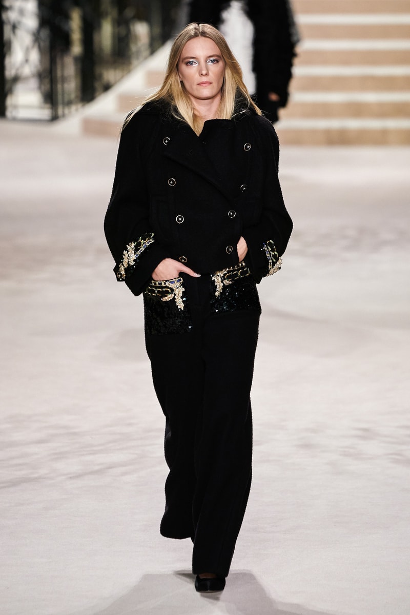 chanel Métiers d'art 2020 pre-fall show cambon 31