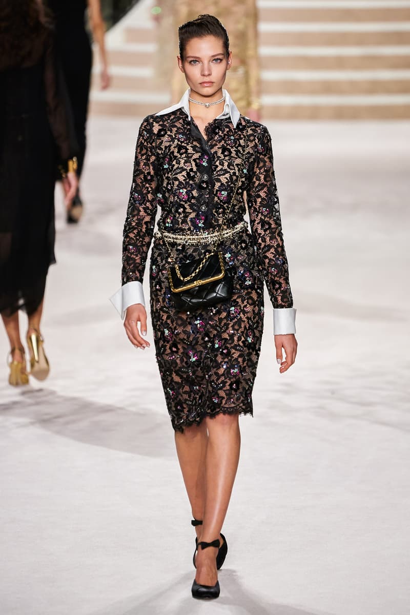 chanel Métiers d'art 2020 pre-fall show cambon 31
