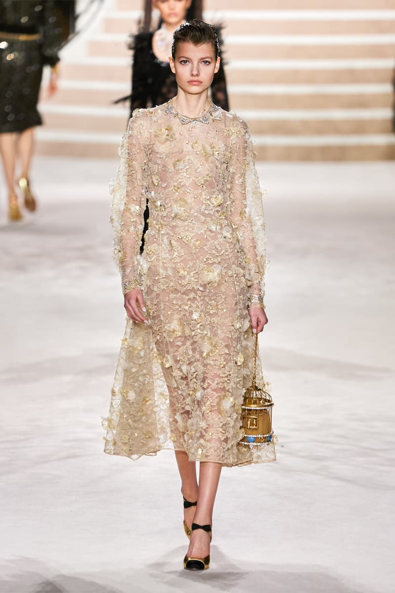 chanel Métiers d'art 2020 pre-fall show cambon 31