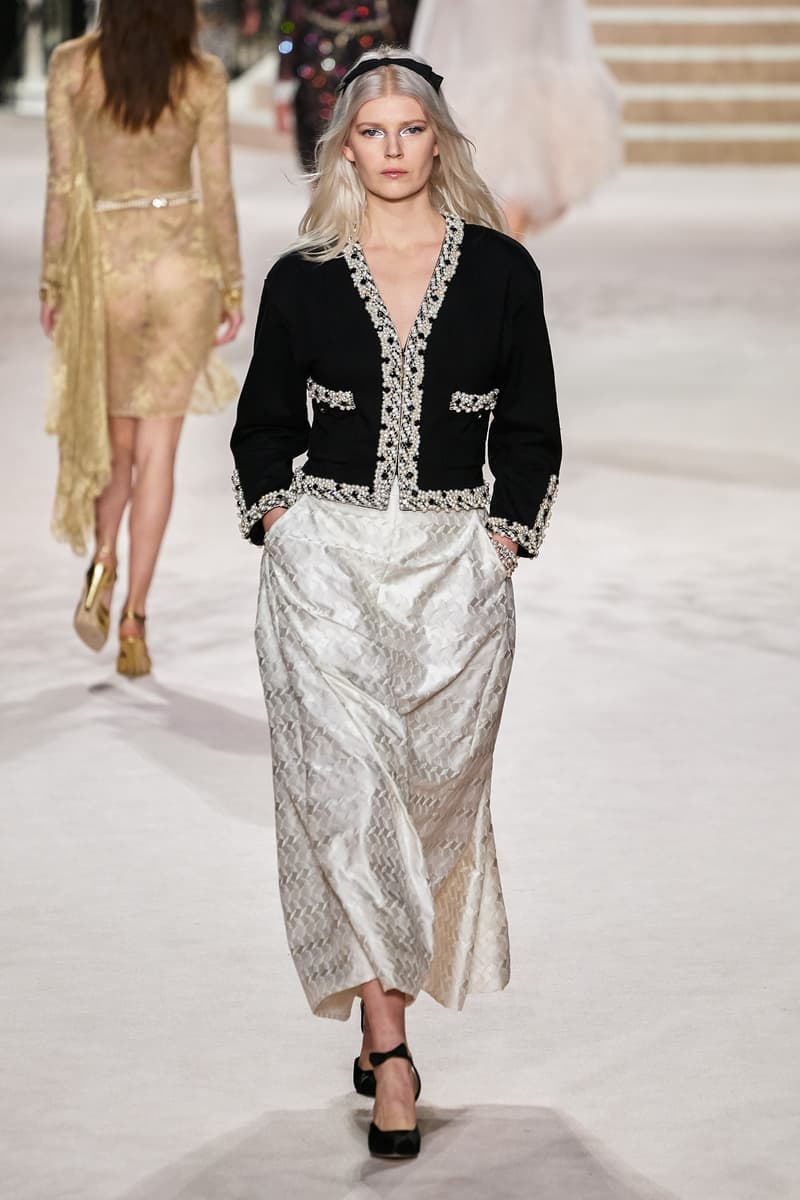 chanel Métiers d'art 2020 pre-fall show cambon 31