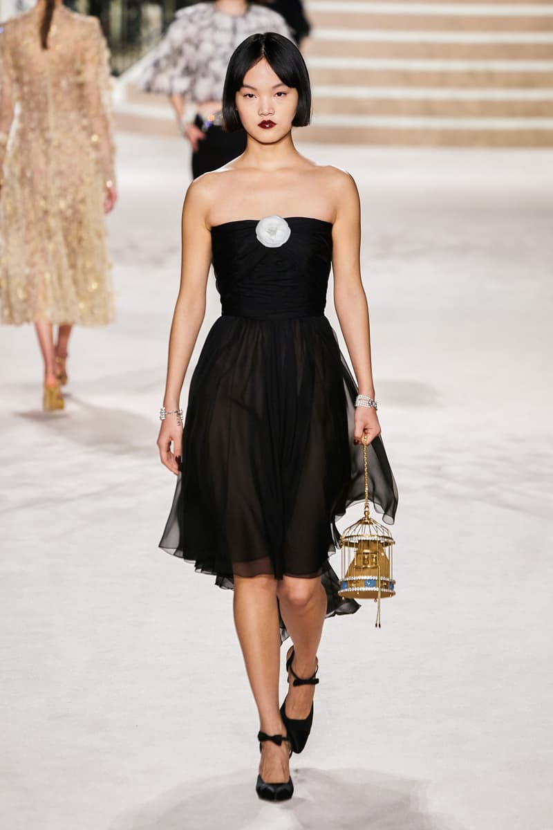 chanel Métiers d'art 2020 pre-fall show cambon 31
