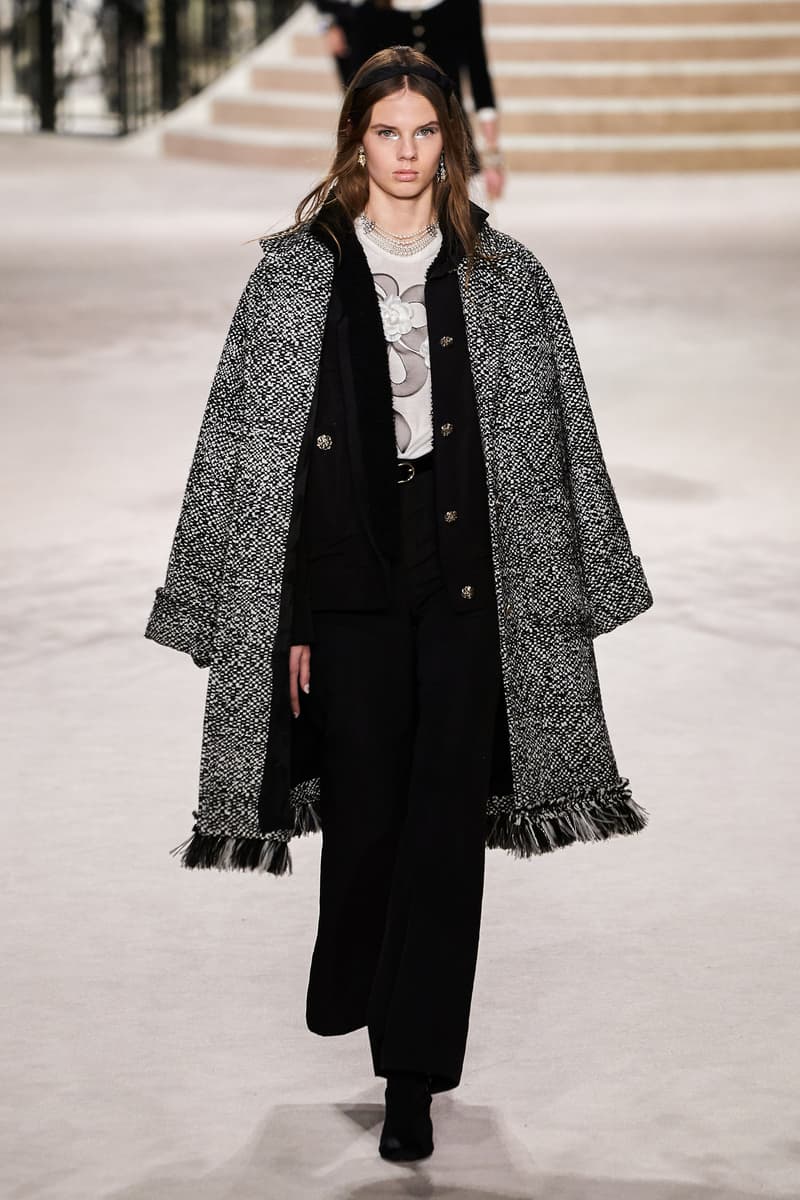 chanel Métiers d'art 2020 pre-fall show cambon 31