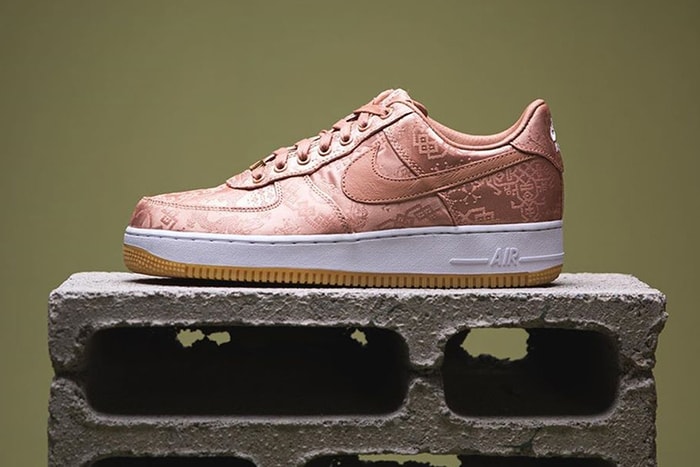 球鞋女孩專屬的玫瑰金:CLOT x Nike 經典絲綢 Air Force 1 鞋款終於推出粉色系!