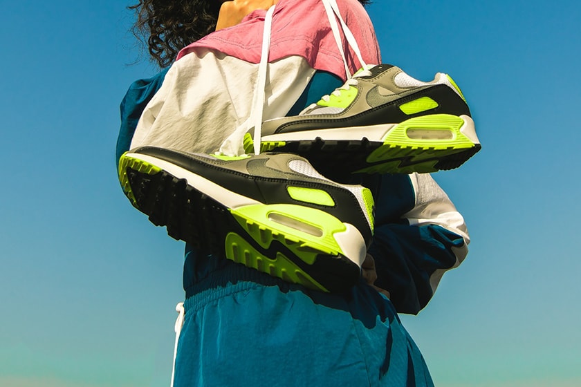 Nike Air Max 90 Classic Color release