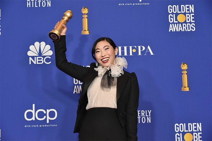 首為金球獎亞裔影后 Awkwafina,卻變成被自己人嫌棄的最佳女主角!