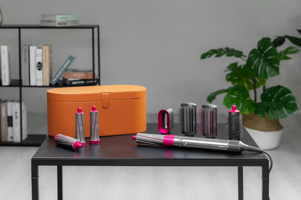 dyson-airwrap Valentine's Day gift idea