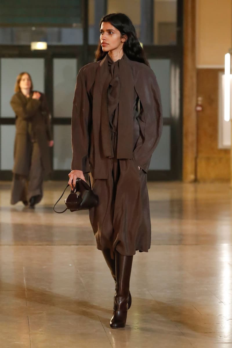 Paris fashion show fall 2020 ready to wear christophe lemaire