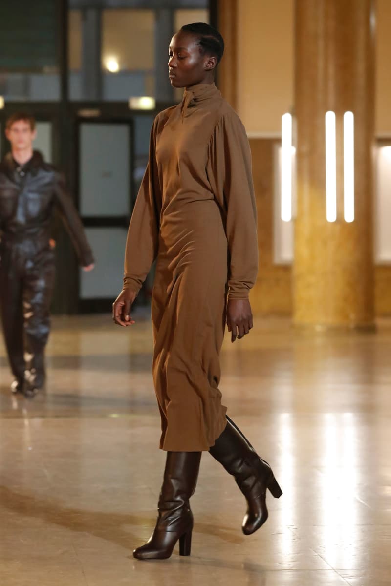 Paris fashion show fall 2020 ready to wear christophe lemaire