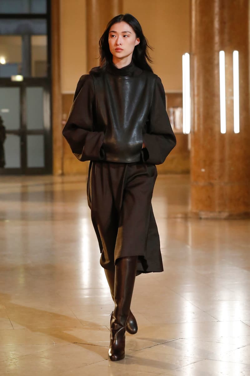 Paris fashion show fall 2020 ready to wear christophe lemaire