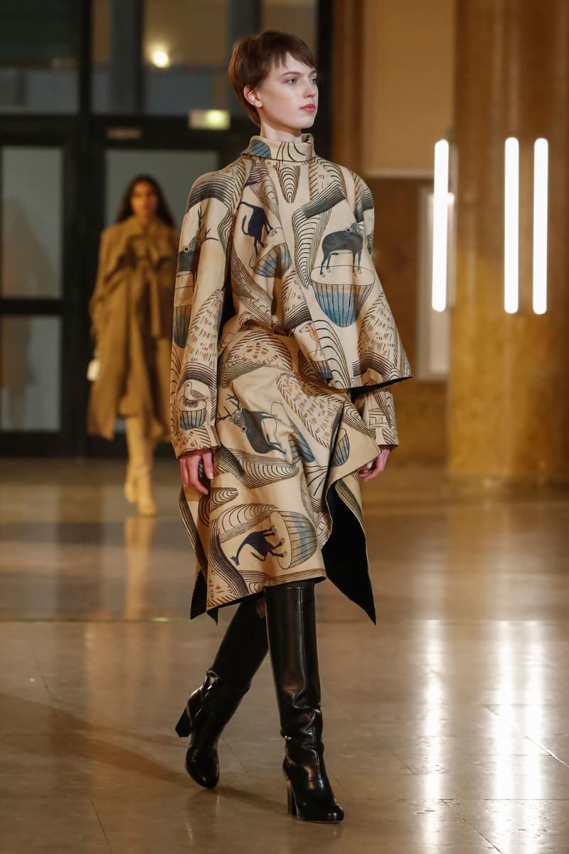 Paris fashion show fall 2020 ready to wear christophe lemaire