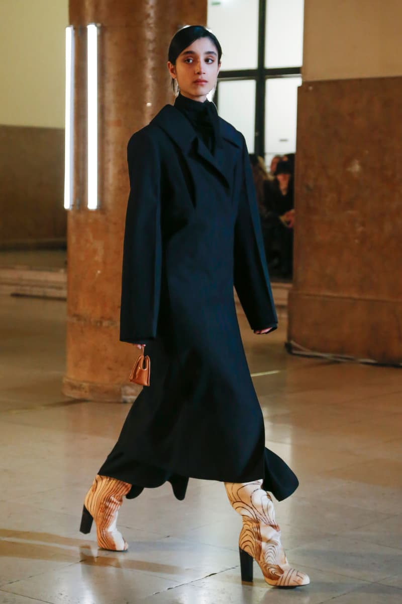 Paris fashion show fall 2020 ready to wear christophe lemaire