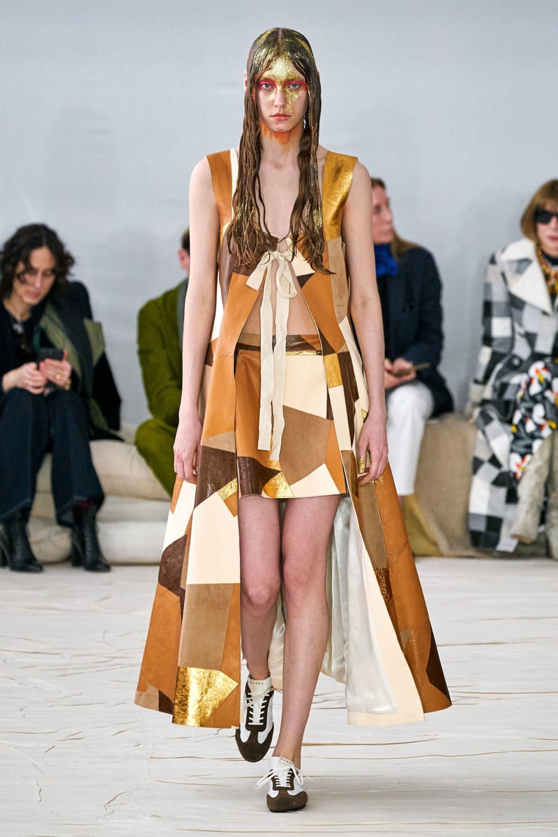 marni mfw 2020 fw rabbit alice in wonderland
