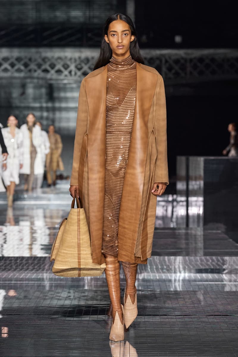fall 2020 ready to wear burberry London fashion show
