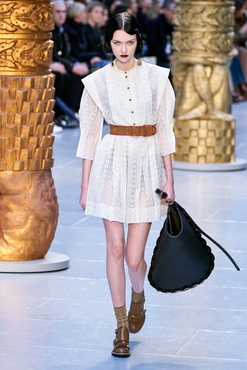Chloé paris fashion show 2020 fw Sofia Steinberg model