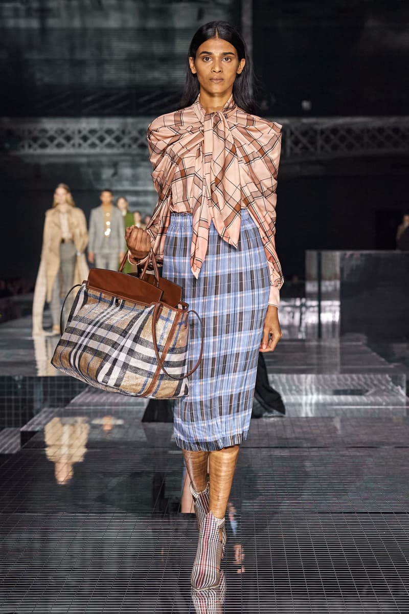 fall 2020 ready to wear burberry London fashion show